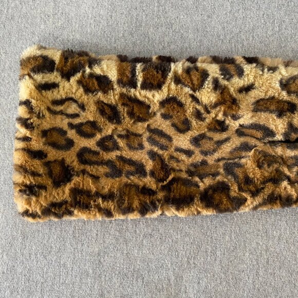 Adrienne Landau Scarf Animal Print Faux Fur Pull Through Scarf - Picture 6 of 13
